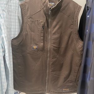 Ariat “Rebar” Vest. never worn